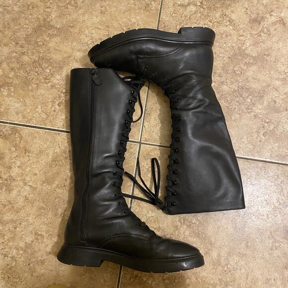 Stuart Weitzman McKenzee Tall Lace Up Combat Ankle Boots Black Size 7.5 - Picture 4 of 11